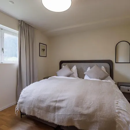 Luxe With Views Private Balcony * Davos