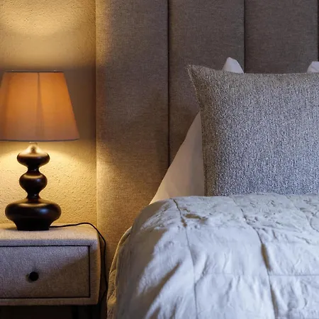 Luxe With Views Private Balcony