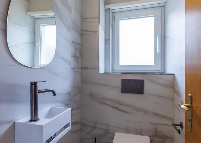 Luxe With Views Private Balcony دافوس